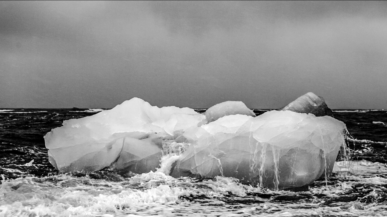 Zwartste scenario zeespiegelstijging steeds realistischer: aarde verloor 28 biljoen ton ijs in 30 jaar